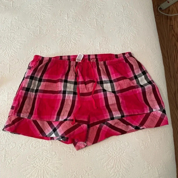 Victoria Secret Pink Plaid Pajama Set Top and Shorts Medium EUC Soft Sexy - Picture 4 of 13